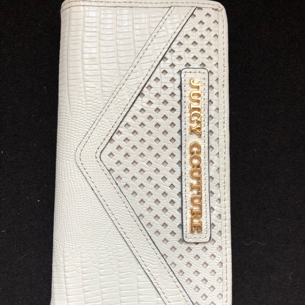 Juicy couture white wallet